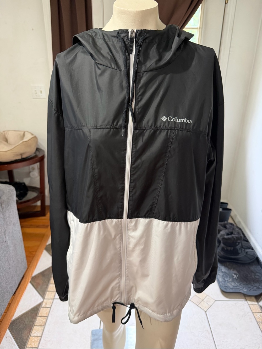 Columbia Black and White Hooded Windbreaker